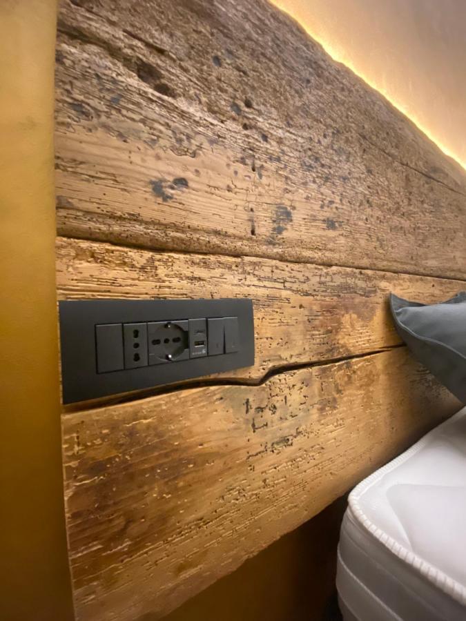 La Lupa Apartment - In The Heart Of Aosta With Car Box Exterior foto