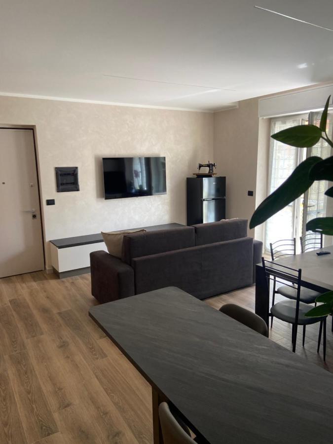 La Lupa Apartment - In The Heart Of Aosta With Car Box Exterior foto